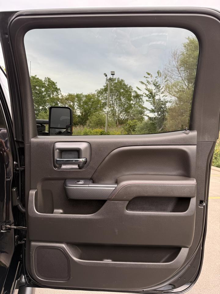 2018 GMC Sierra 2500 HD SLT Photo