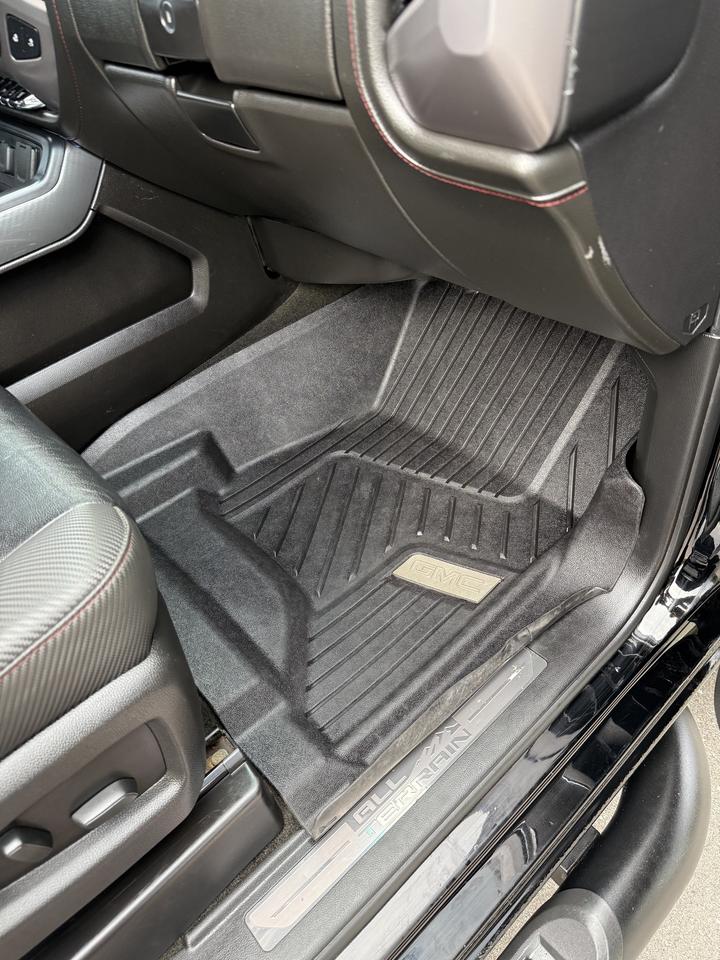 2018 GMC Sierra 2500 HD SLT Photo