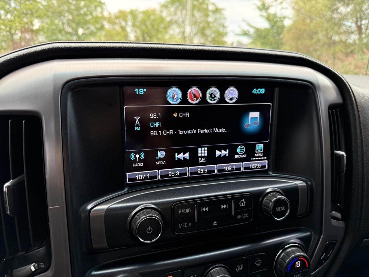 2018 GMC Sierra 2500 HD SLT Photo