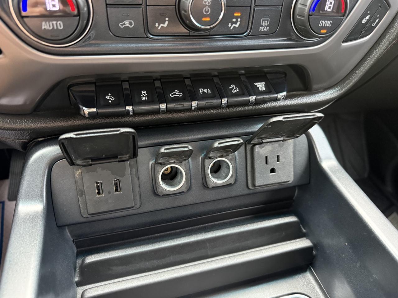 2018 GMC Sierra 2500 HD SLT Photo