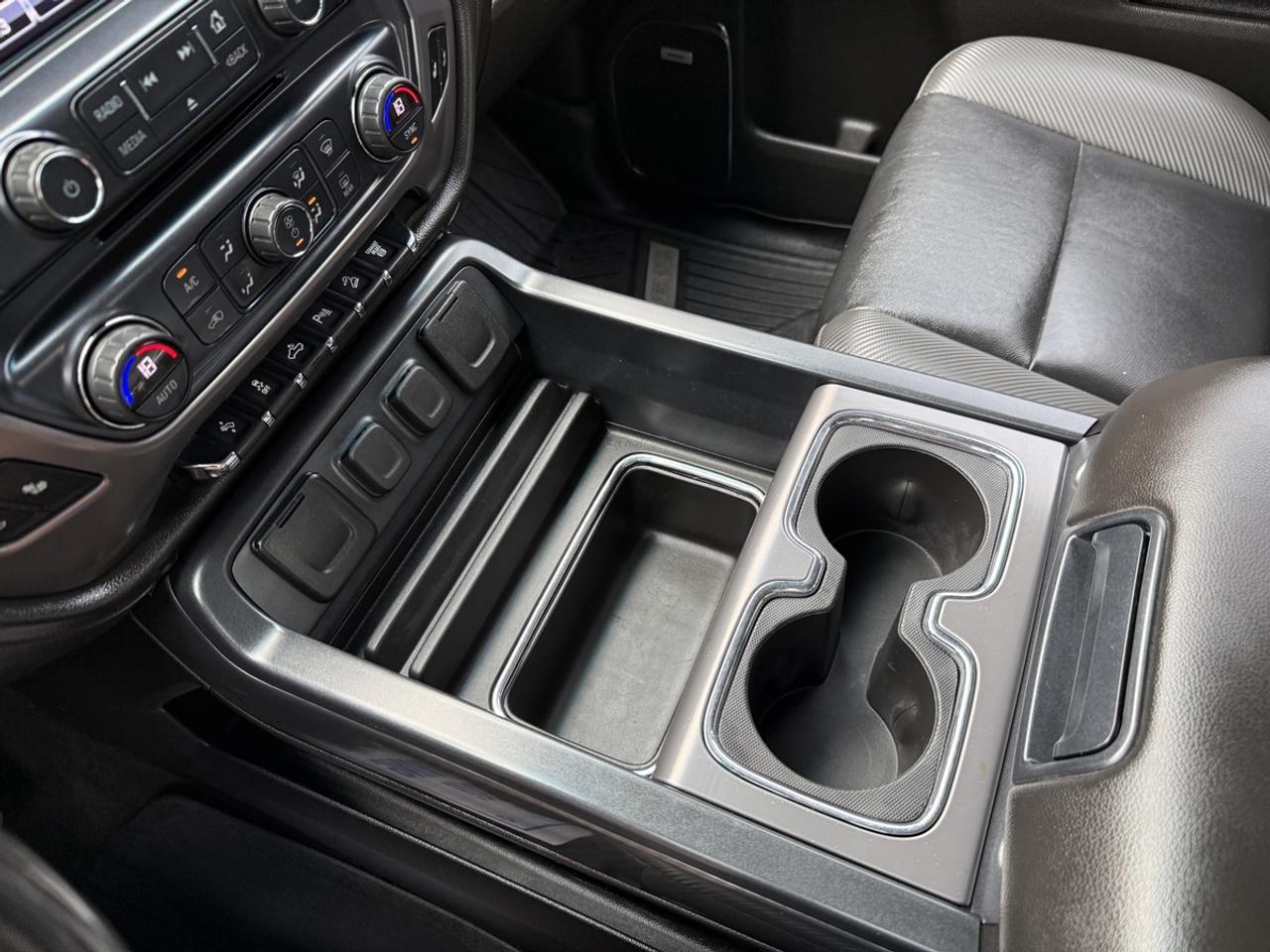2018 GMC Sierra 2500 HD SLT Photo