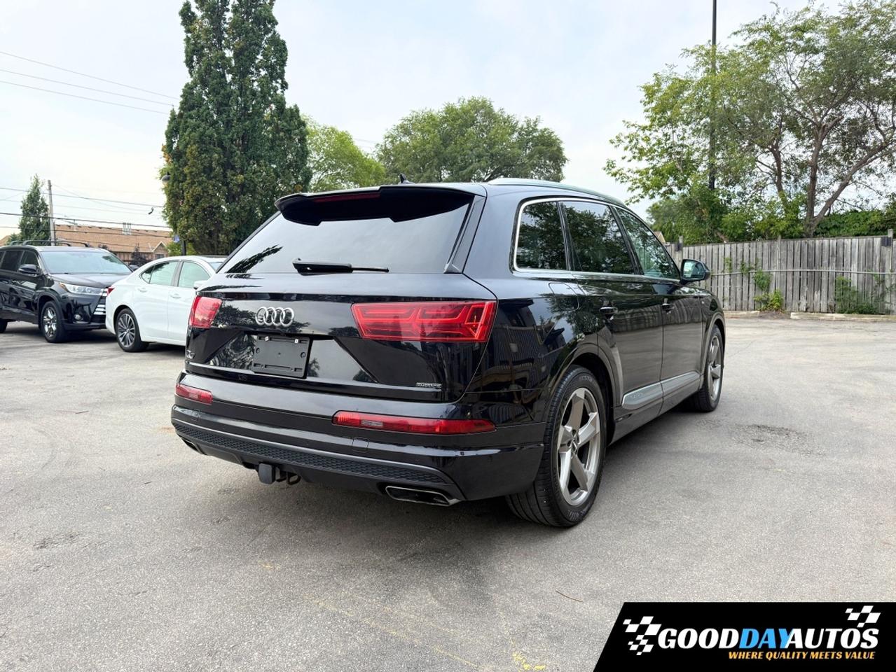 2019 Audi Q7 Technik S-LINE DRIVER ASST & DYNAMIC RIDE PKG MINT Photo