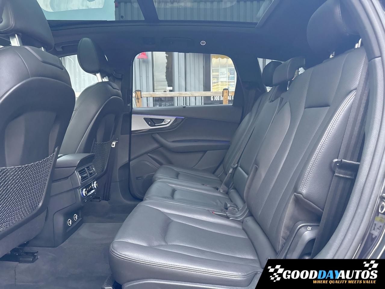 2019 Audi Q7 Technik S-LINE DRIVER ASST & DYNAMIC RIDE PKG MINT Photo