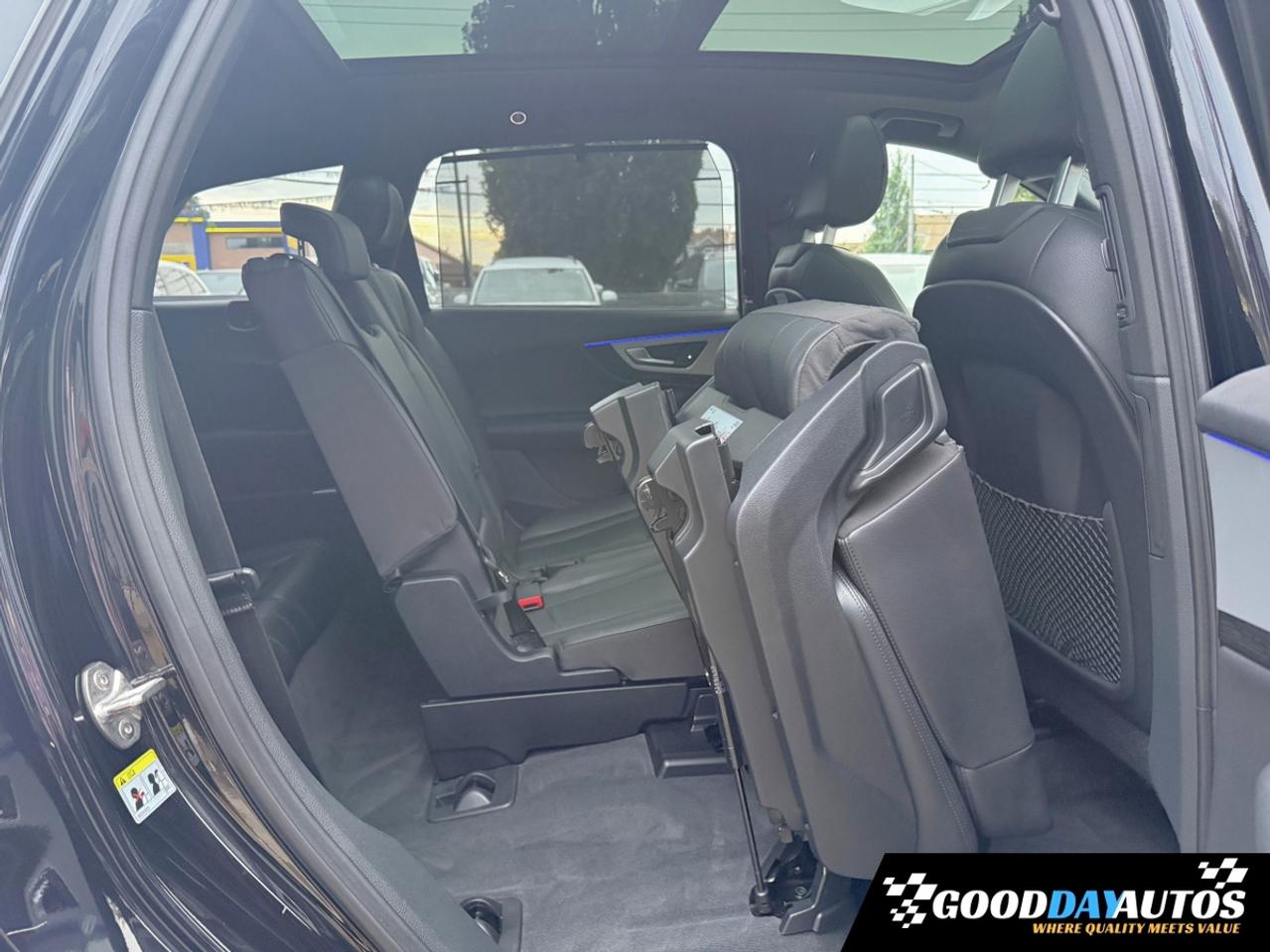 2019 Audi Q7 Technik S-LINE DRIVER ASST & DYNAMIC RIDE PKG MINT Photo