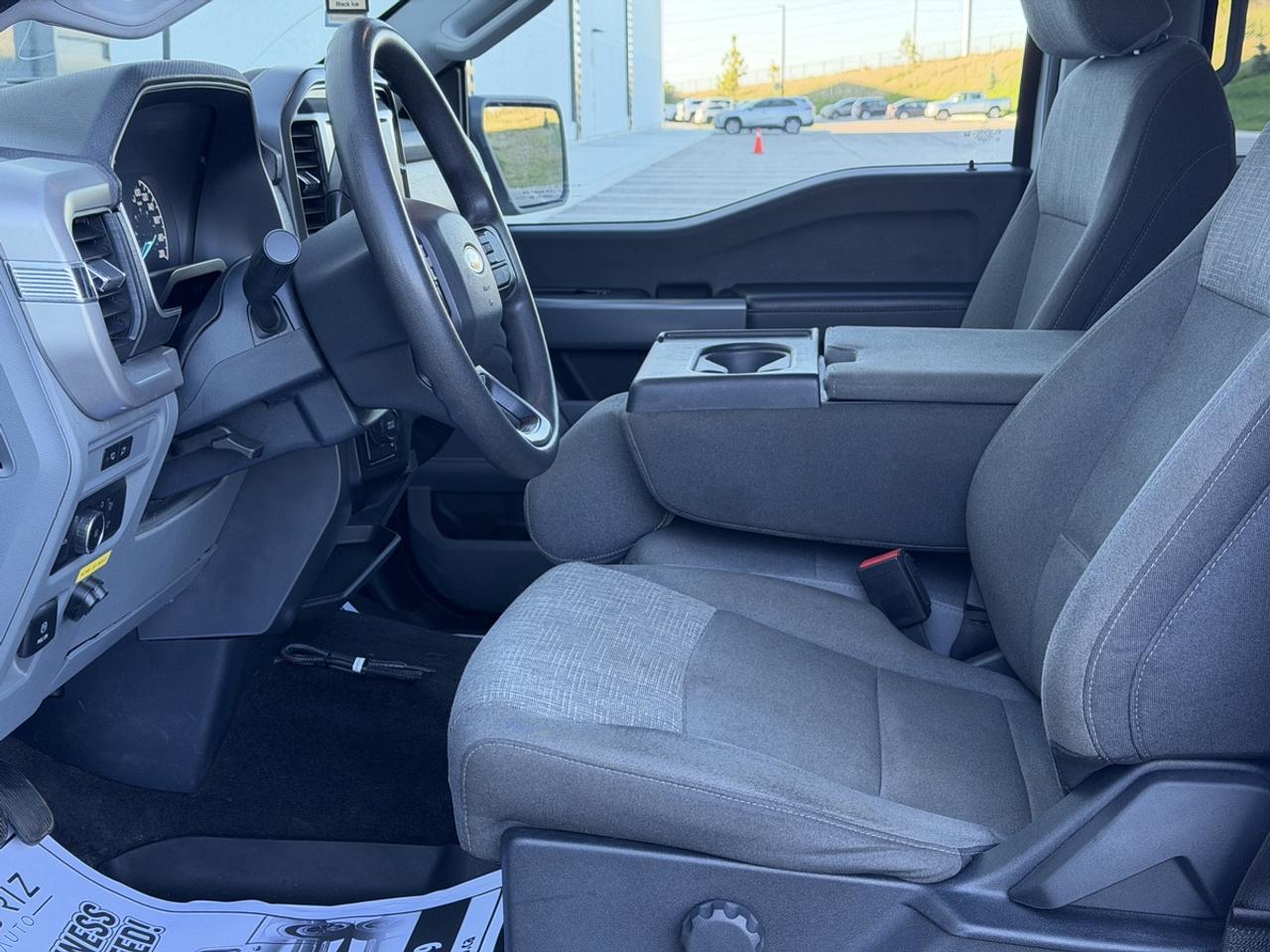 2022 Ford F-150 XLT/3.3L V6/Super Crew/5.5 Foot Bed Photo