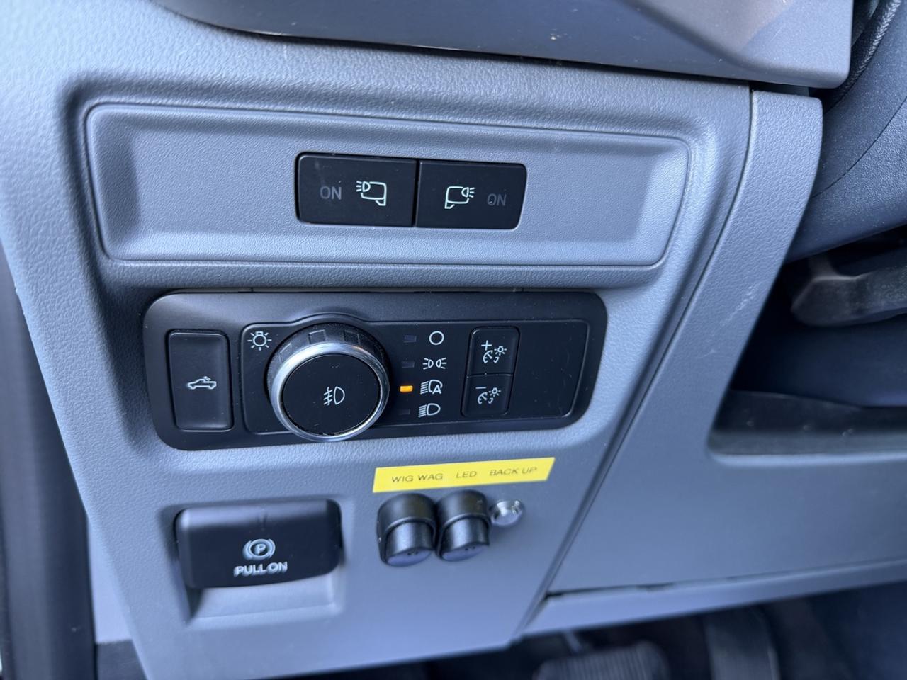 2022 Ford F-150 XLT/3.3L V6/Super Crew/5.5 Foot Bed Photo