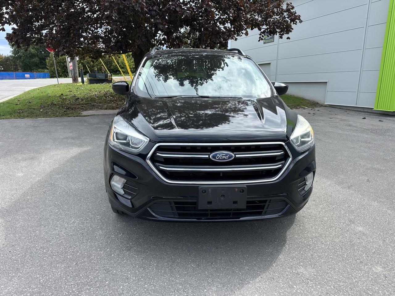 2018 Ford Escape SE Photo2