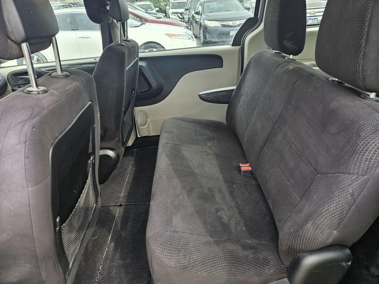 2013 Dodge Grand Caravan SE Photo