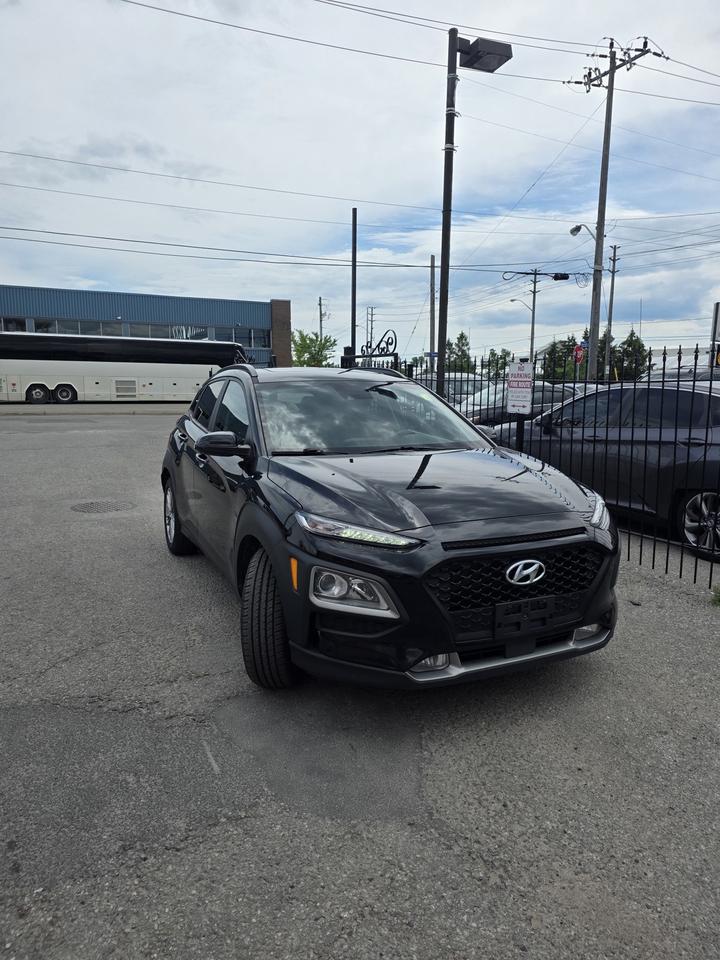2021 Hyundai KONA LUXURY Photo