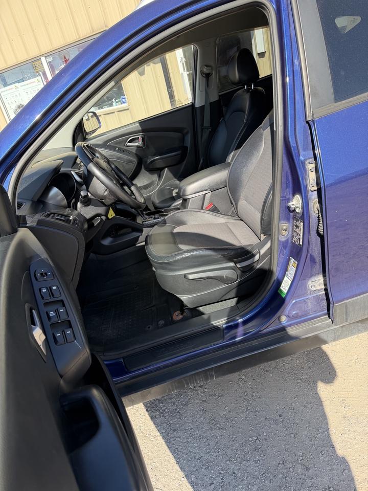 2011 Hyundai Tucson Limited Photo