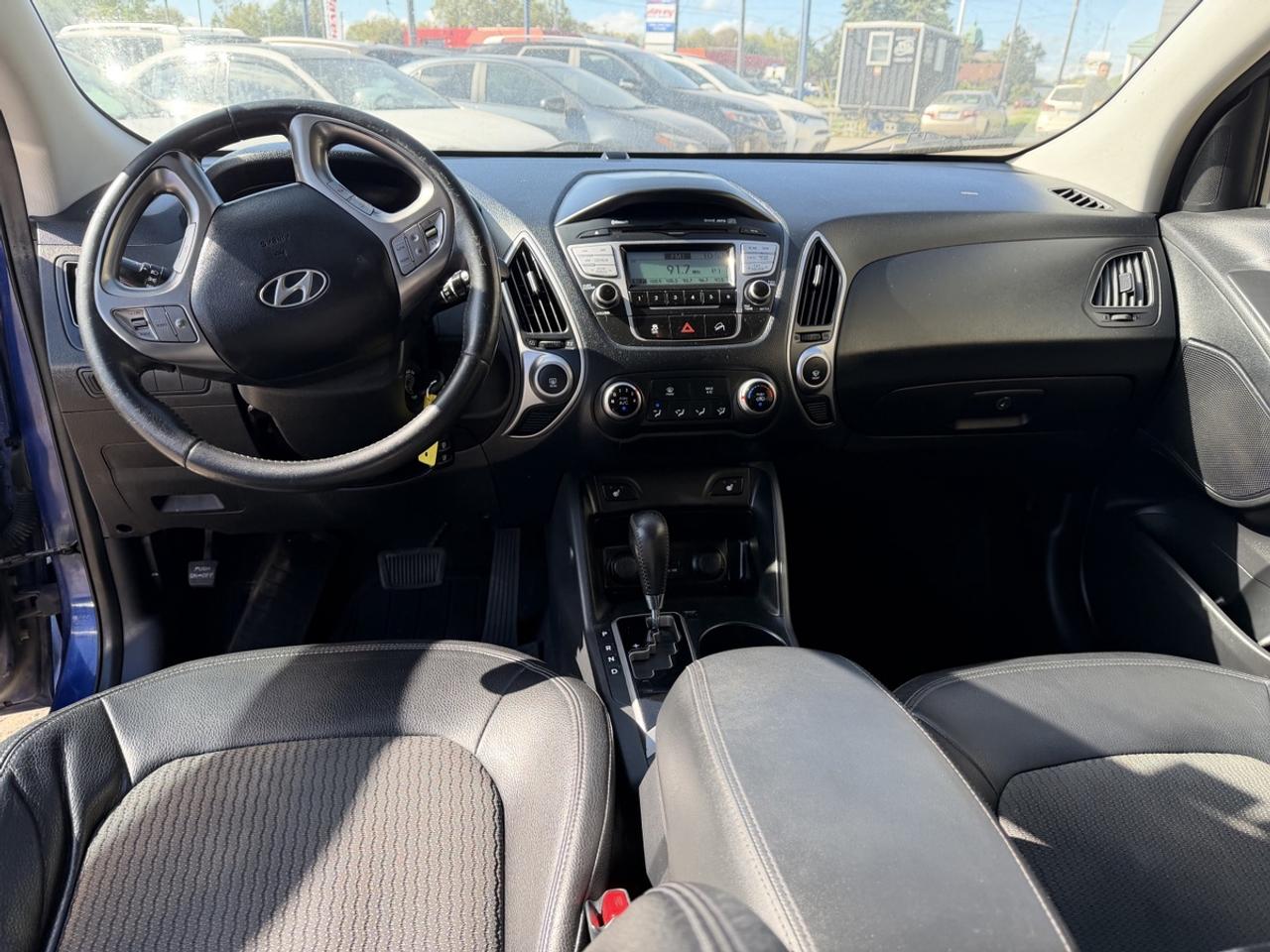 2011 Hyundai Tucson Limited Photo