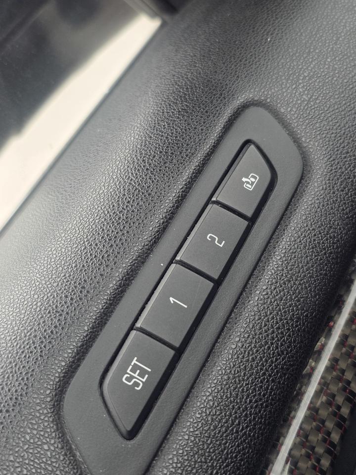 2014 Cadillac ATS Luxury Photo