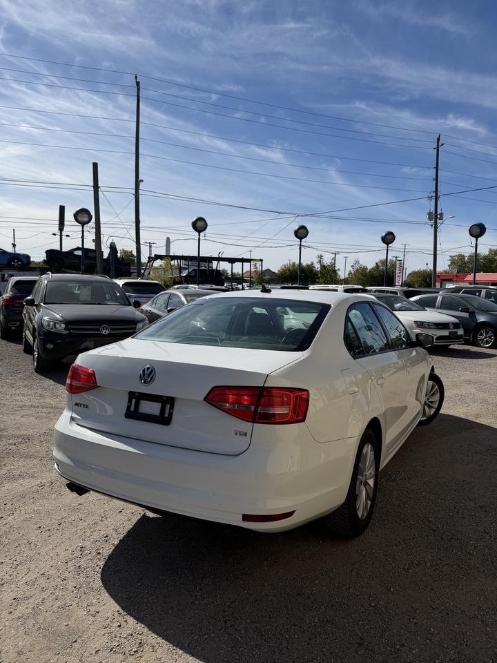 2015 Volkswagen Jetta S Photo3