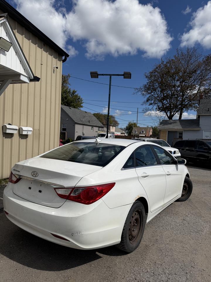 2013 Hyundai Sonata GLS Photo