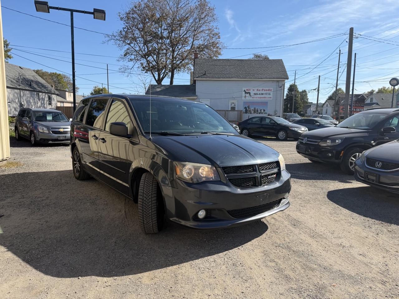 2014 Dodge Grand Caravan SE Photo1