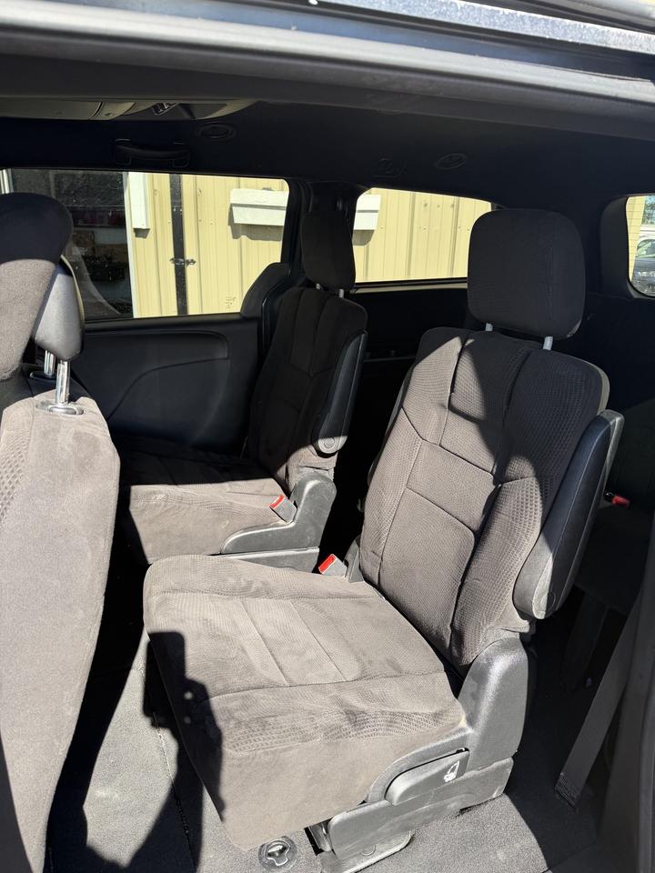 2014 Dodge Grand Caravan SE Photo