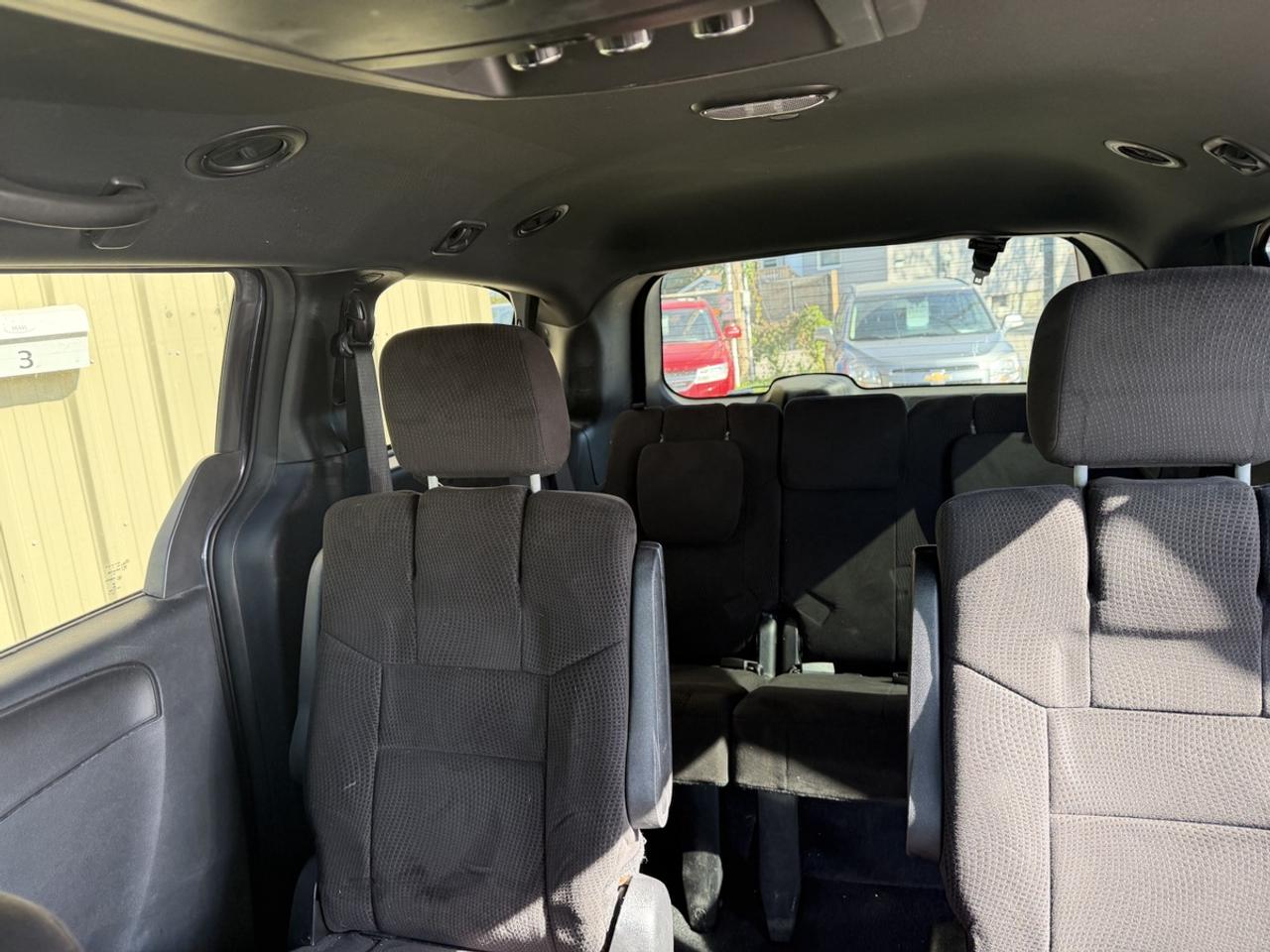 2014 Dodge Grand Caravan SE Photo