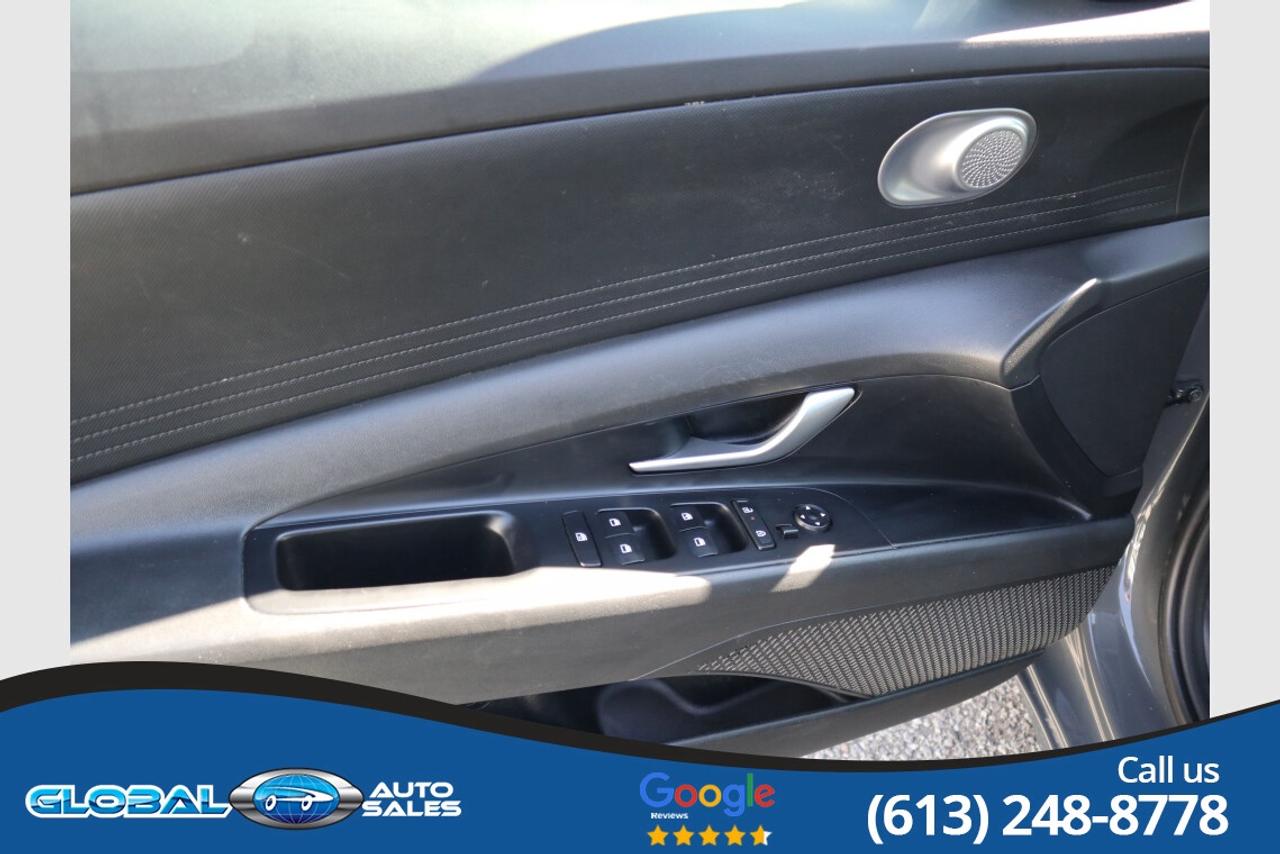 2025 Hyundai Elantra Essential Photo