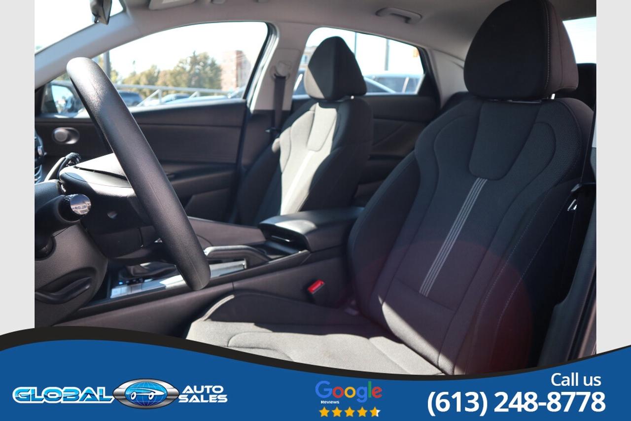 2025 Hyundai Elantra Essential Photo