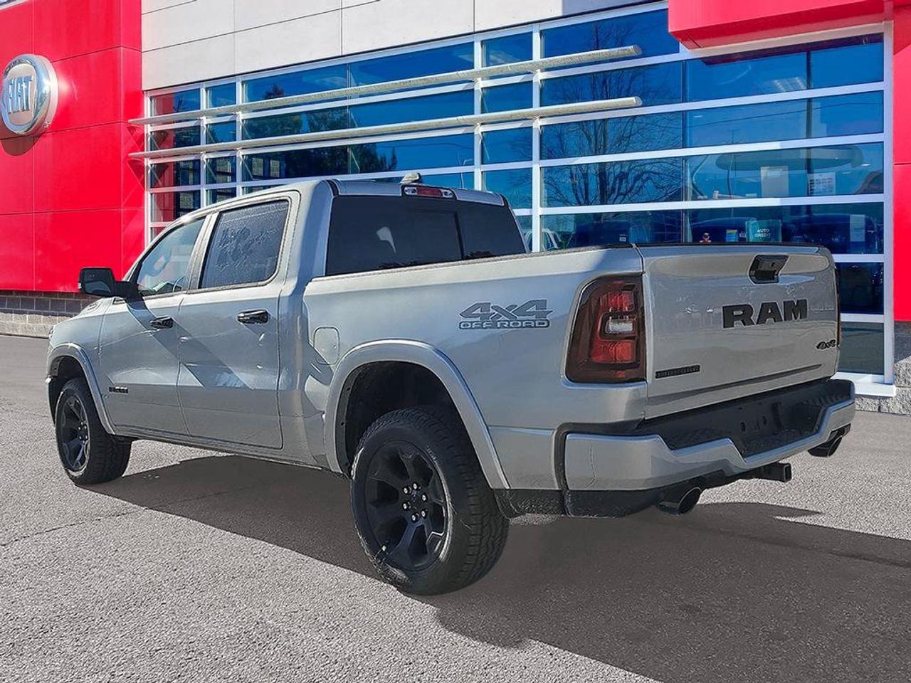 2027 RAM 1500 Big Horn Photo