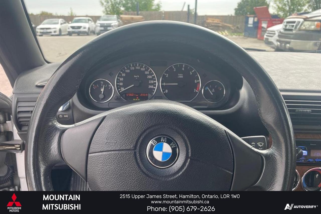 2000 BMW Z3 2.8L Photo
