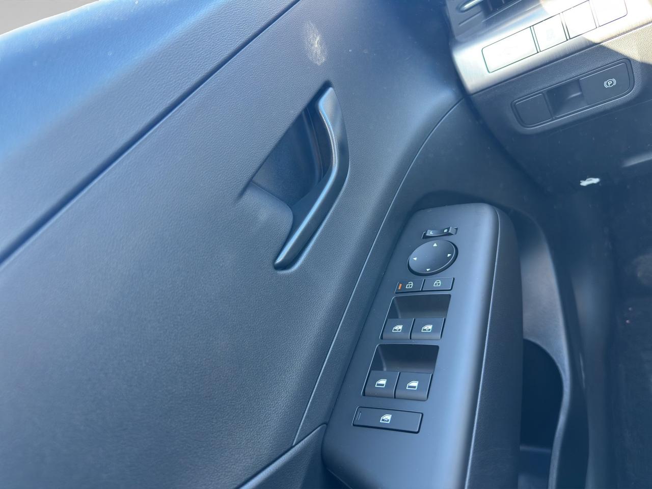 2027 Hyundai KONA Preferred Photo