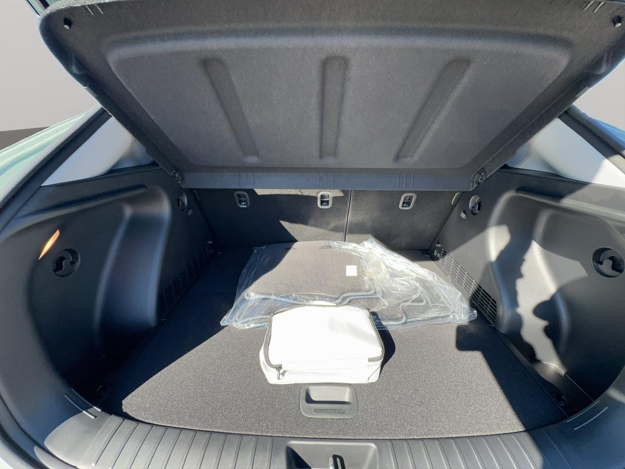 2027 Hyundai KONA Preferred Photo