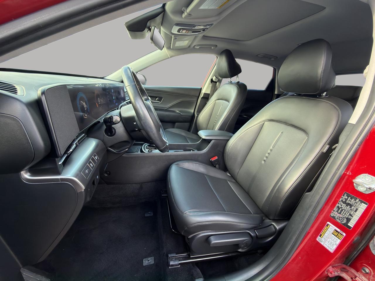 2025 Hyundai KONA Preferred | Sunroof | Lane Keeping Assist | Blind-Spot Collision Warning |  Cross-Traffic Warning | Photo
