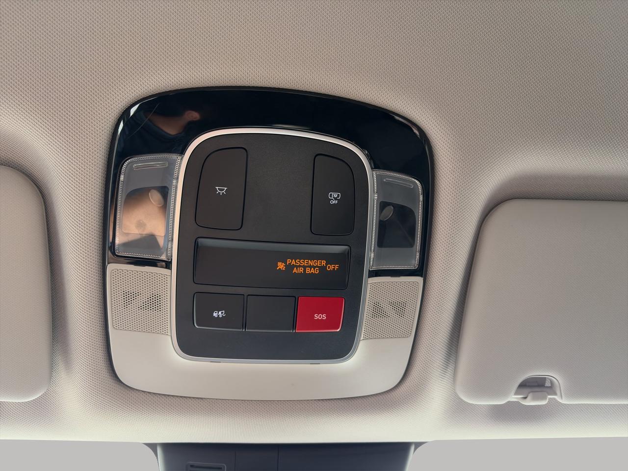 2025 Hyundai Tucson Preferred | All-Wheel Drive (AWD) | Adaptive Cruise Control | Blind-Spot Collision Warning | Photo