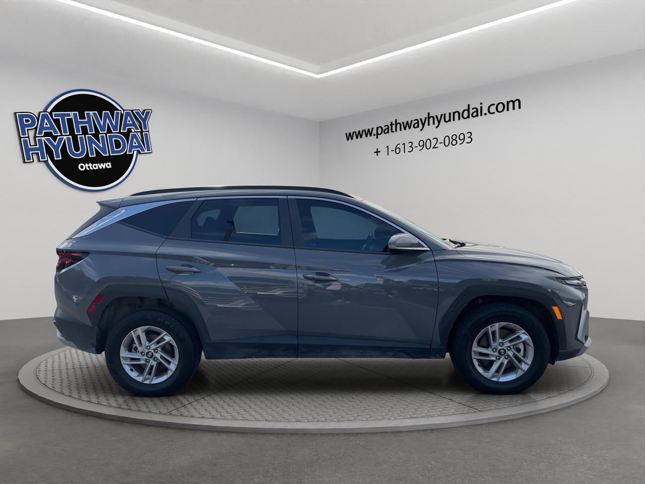 2025 Hyundai Tucson Preferred | All-Wheel Drive (AWD) | Adaptive Cruise Control | Blind-Spot Collision Warning | Photo