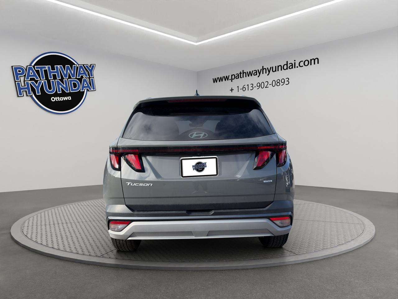 2025 Hyundai Tucson Preferred | All-Wheel Drive (AWD) | Adaptive Cruise Control | Blind-Spot Collision Warning | Photo