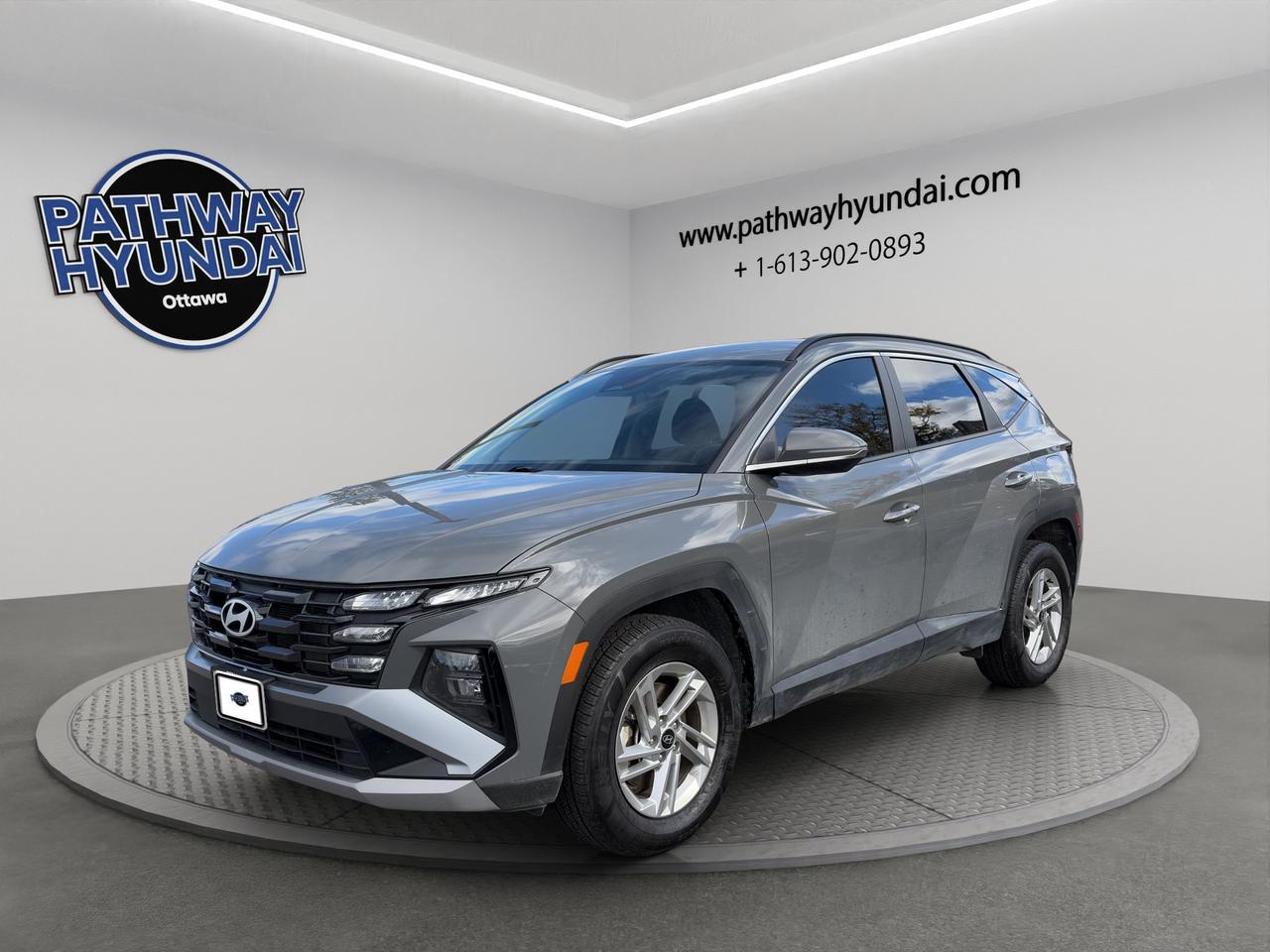 2025 Hyundai Tucson Preferred | All-Wheel Drive (AWD) | Adaptive Cruise Control | Blind-Spot Collision Warning | Photo