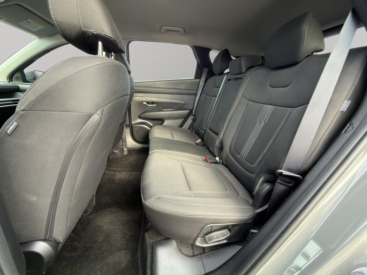 2025 Hyundai Tucson Preferred | All-Wheel Drive (AWD) | Adaptive Cruise Control | Blind-Spot Collision Warning | Photo