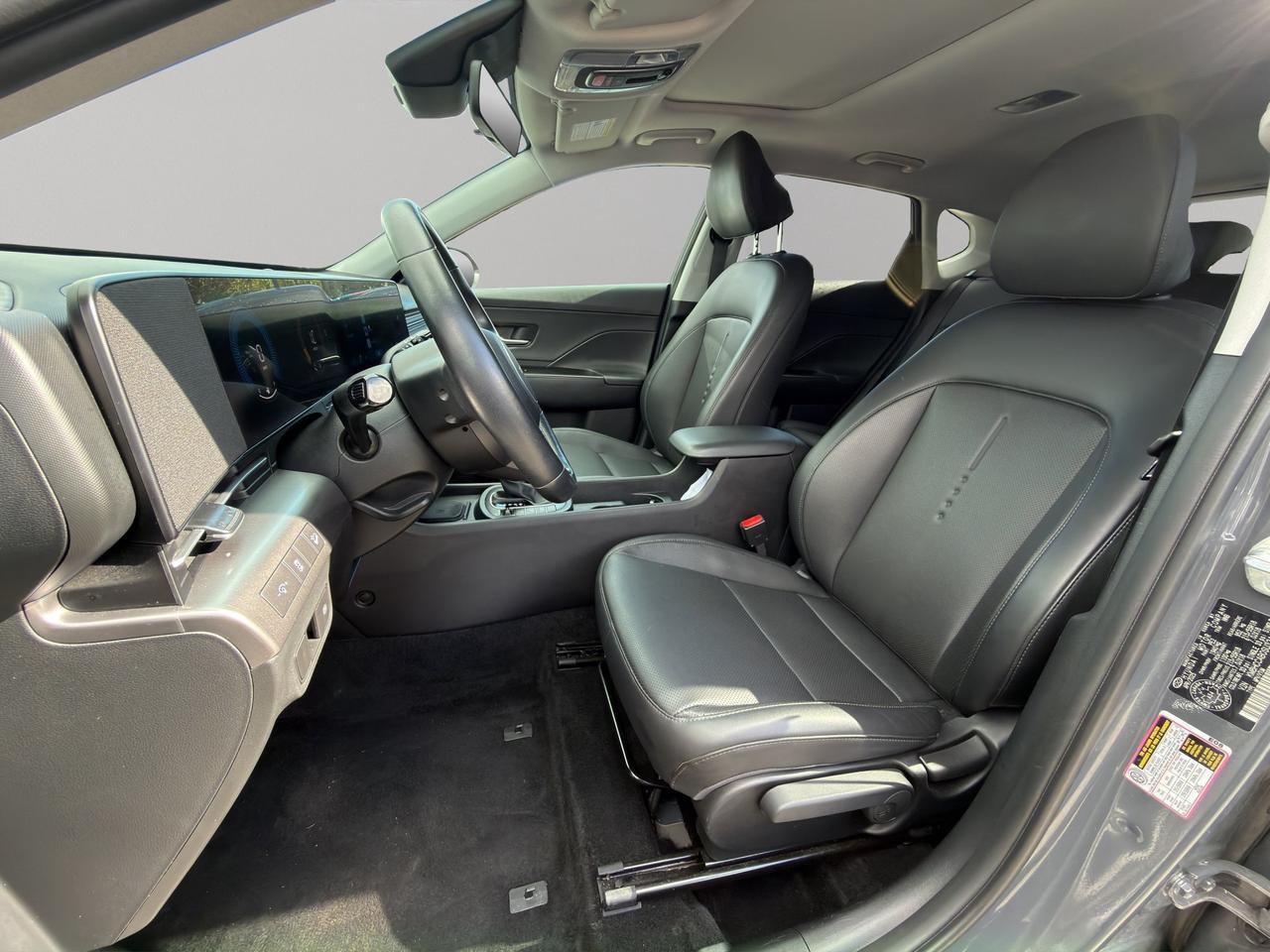 2025 Hyundai KONA Preferred |Sunroof | Lane Keeping Assist | Adaptive Cruise Control | Blind-Spot Monitoring | Photo
