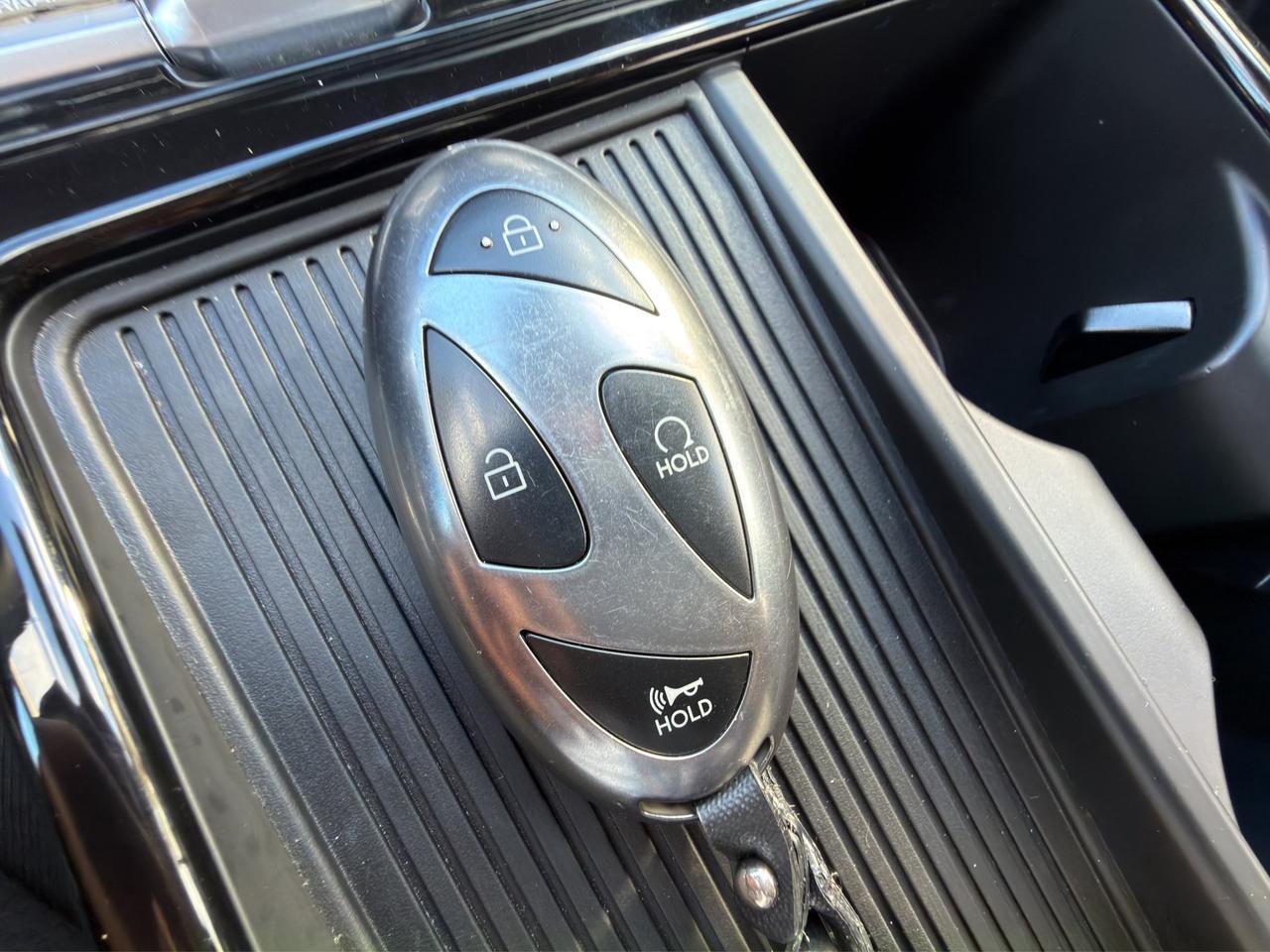2025 Hyundai Tucson Preferred |  All-Wheel Drive (AWD) | Adaptive Cruise Control | Blind-Spot Collision Warning | Photo