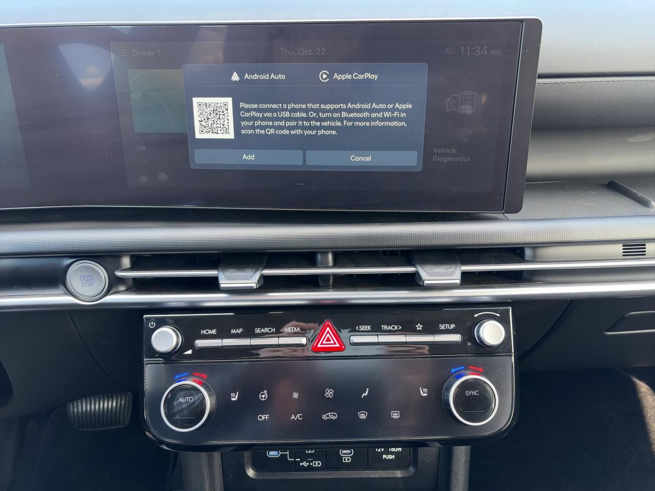 2025 Hyundai Tucson Preferred |  All-Wheel Drive (AWD) | Adaptive Cruise Control | Blind-Spot Collision Warning | Photo