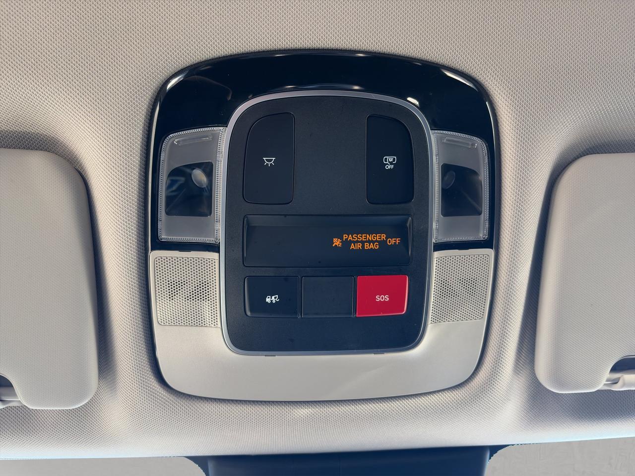 2025 Hyundai Tucson Preferred |  All-Wheel Drive (AWD) | Adaptive Cruise Control | Blind-Spot Collision Warning | Photo