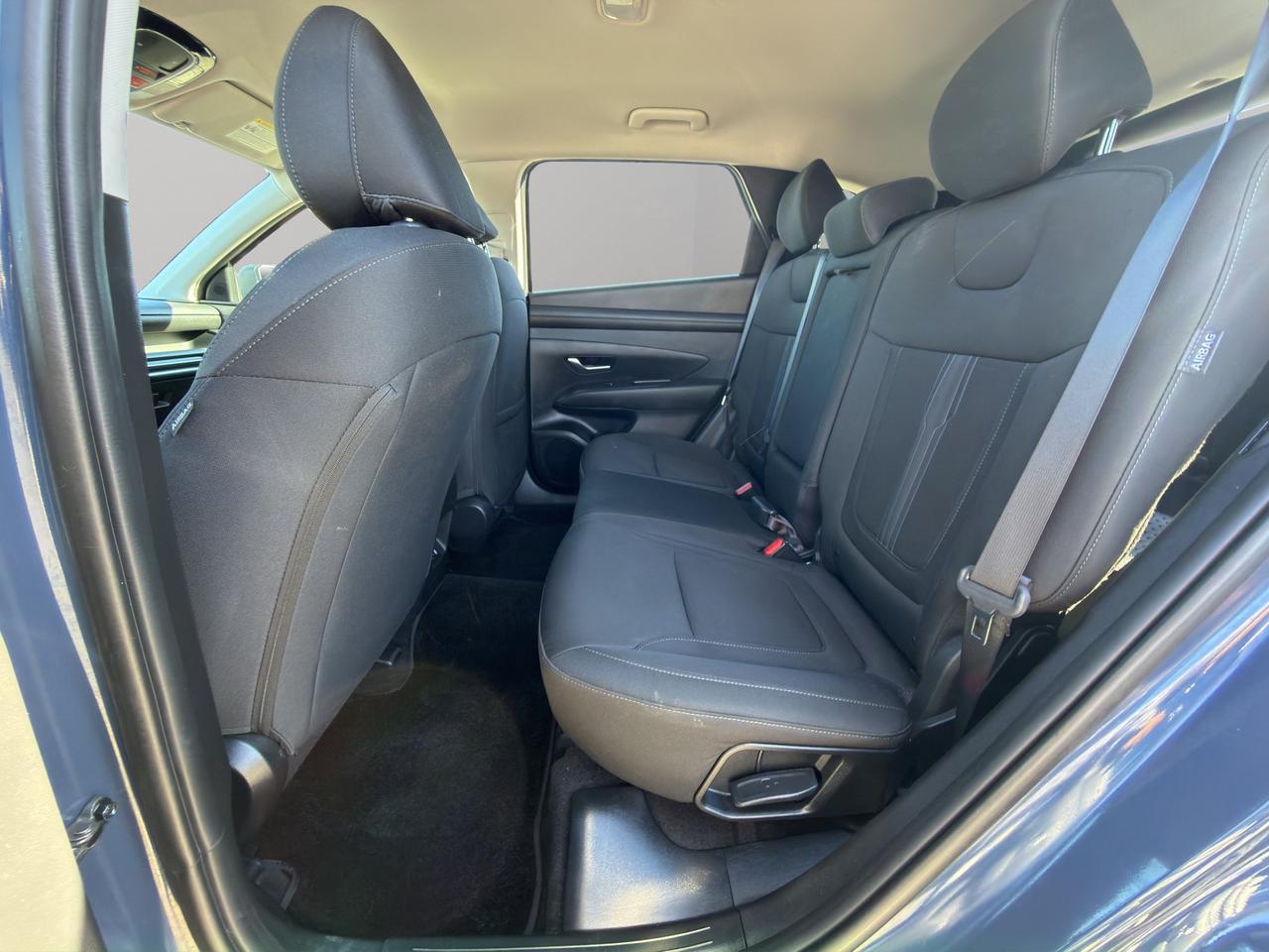 2025 Hyundai Tucson Preferred |  All-Wheel Drive (AWD) | Adaptive Cruise Control | Blind-Spot Collision Warning | Photo