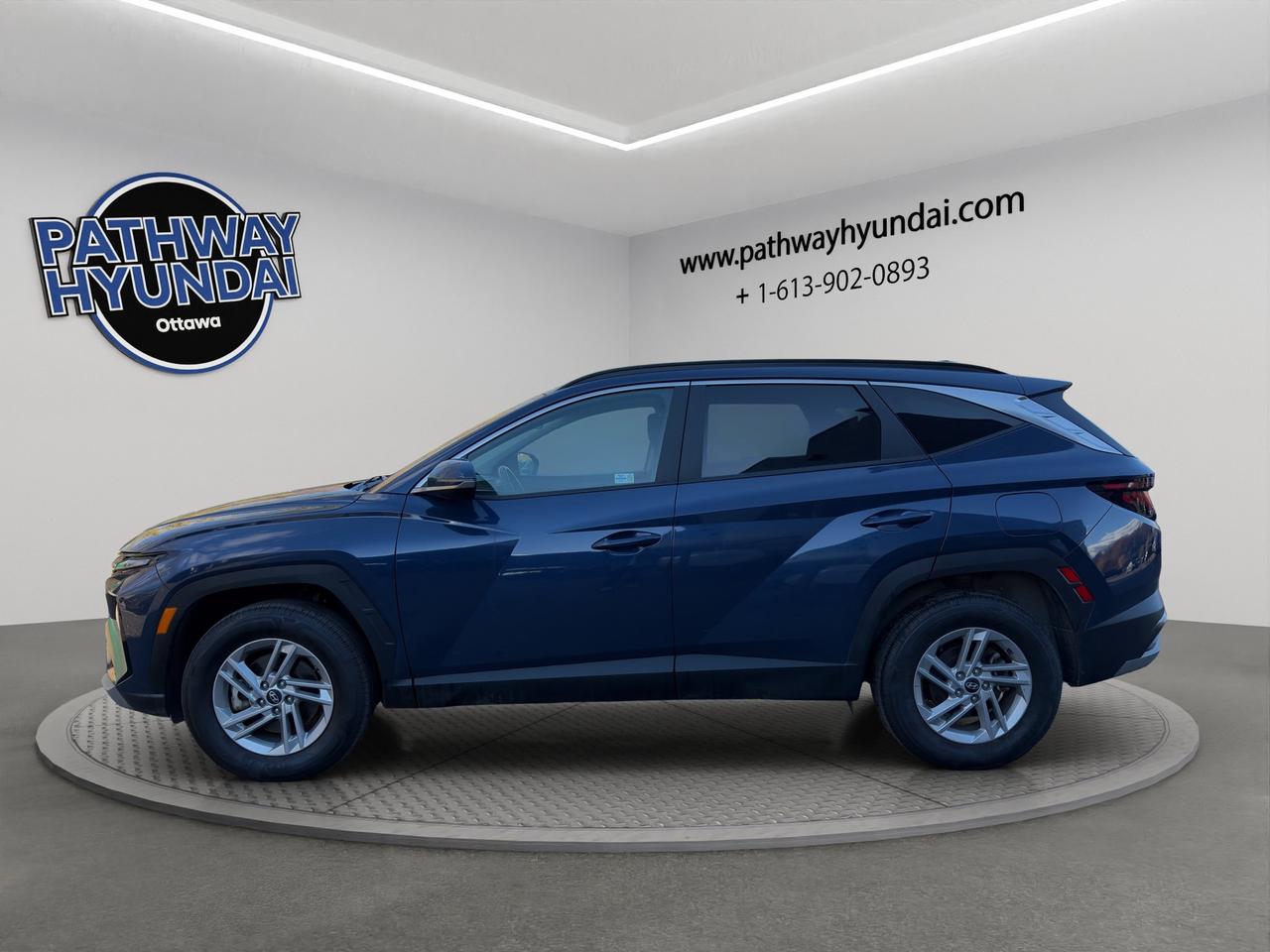 2025 Hyundai Tucson Preferred |  All-Wheel Drive (AWD) | Adaptive Cruise Control | Blind-Spot Collision Warning | Photo