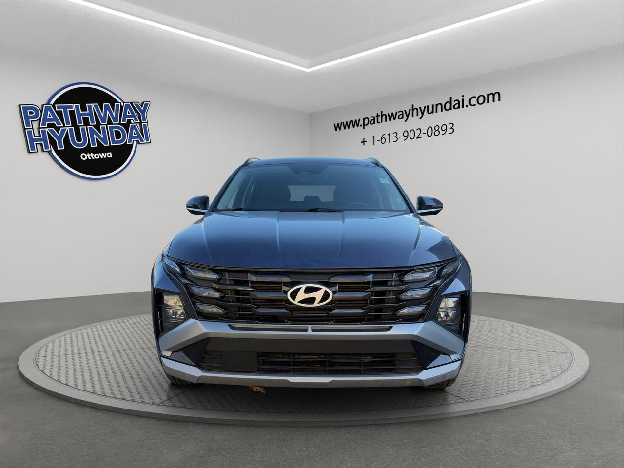 2025 Hyundai Tucson Preferred |  All-Wheel Drive (AWD) | Adaptive Cruise Control | Blind-Spot Collision Warning | Photo