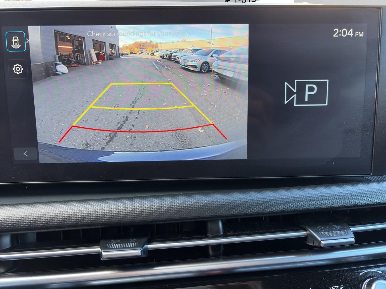 2025 Hyundai Tucson Preferred |  All-Wheel Drive (AWD) | Adaptive Cruise Control | Blind-Spot Collision Warning | Photo
