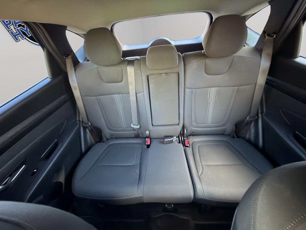 2025 Hyundai Tucson Preferred |  All-Wheel Drive (AWD) | Adaptive Cruise Control | Blind-Spot Collision Warning | Photo