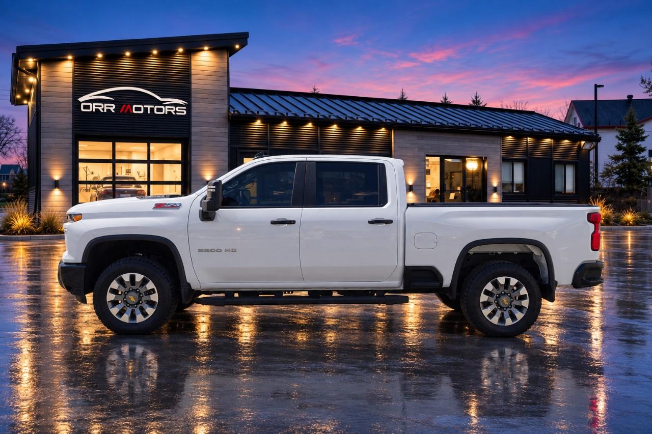 2024 Chevrolet Silverado 2500 Custom Photo3