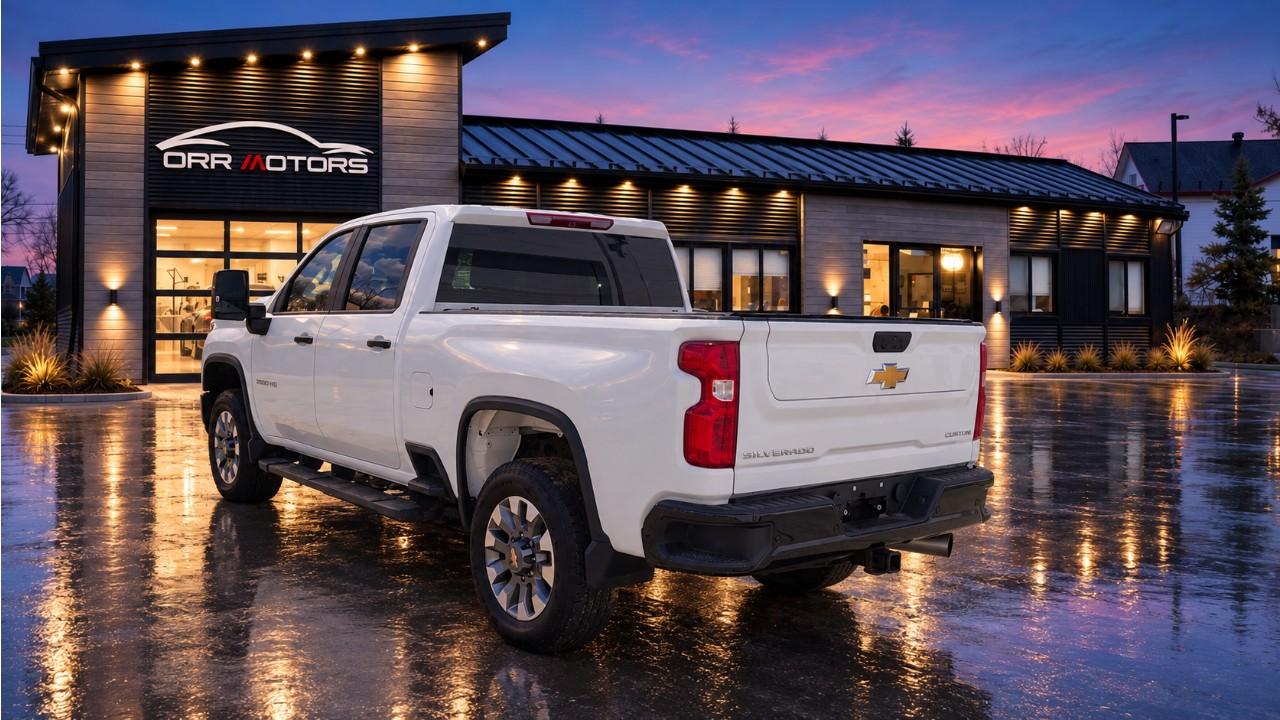 2024 Chevrolet Silverado 2500 Custom Photo1