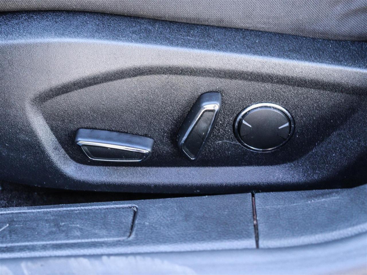 2019 Ford Fusion Energi SEL Photo
