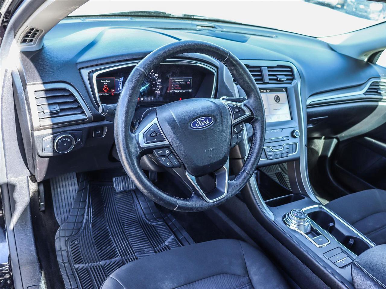 2019 Ford Fusion Energi SEL Photo