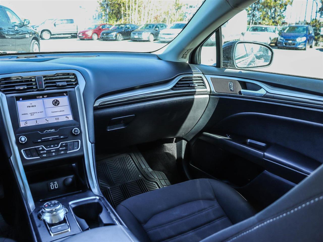 2019 Ford Fusion Energi SEL Photo