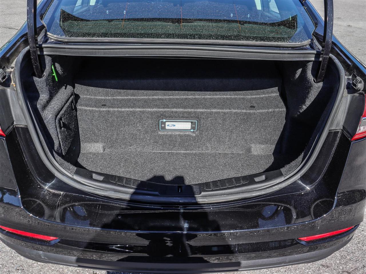 2019 Ford Fusion Energi SEL Photo