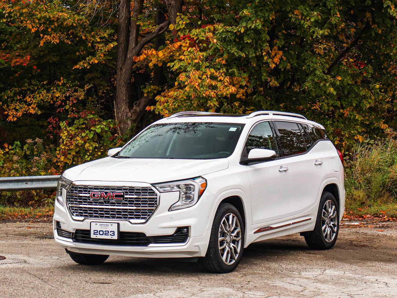 2023 GMC Terrain Denali Photo