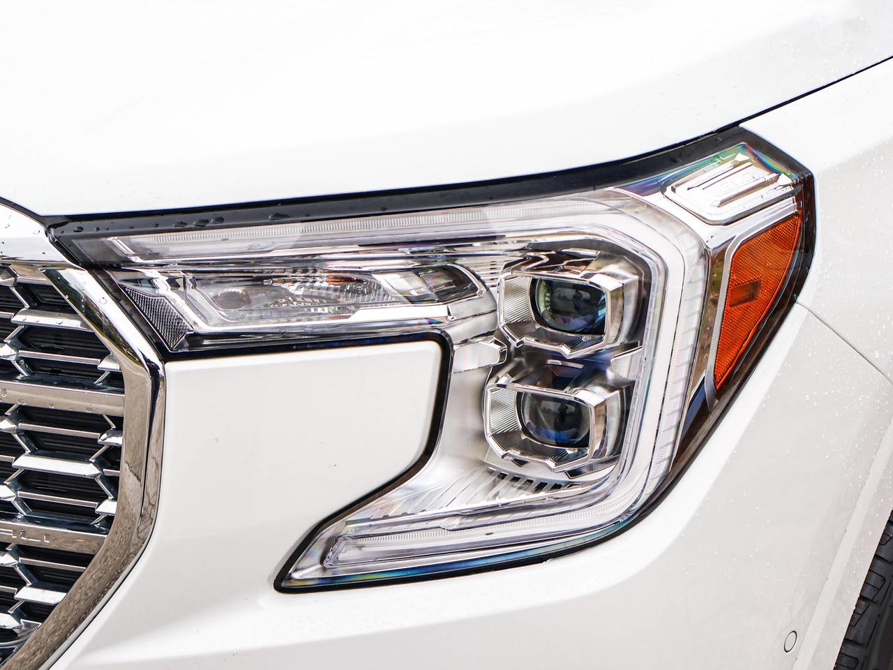 2023 GMC Terrain Denali Photo